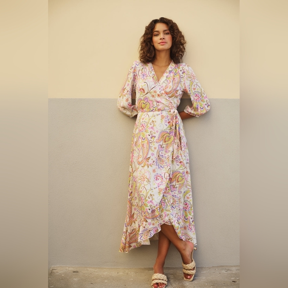 NWOT ESQUALO Floral Maxi Dress - Pink and Green